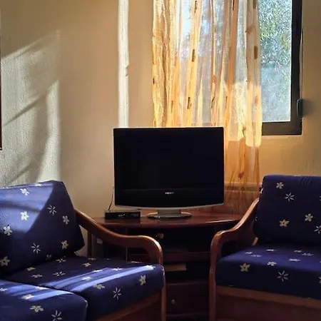 Promenade Apartment *