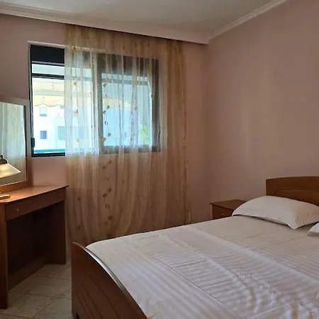 Promenade Apartment Golem (Tirana)